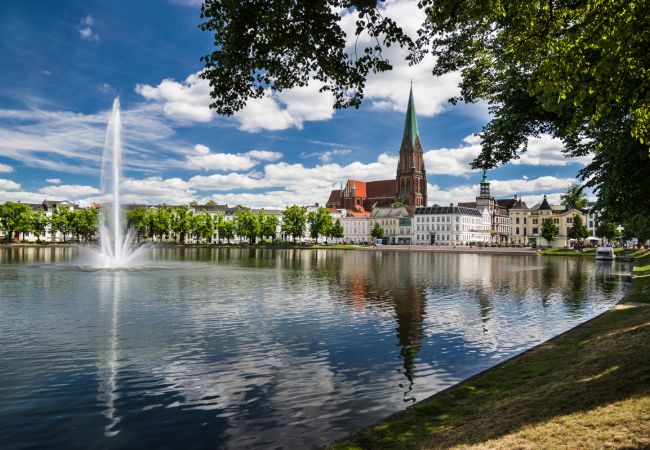 Schwerin und das Land der tausend Seen